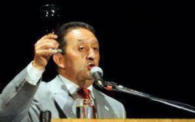 Los opositores le dieron la espalda y Jaque s�lo brind� con sus leales