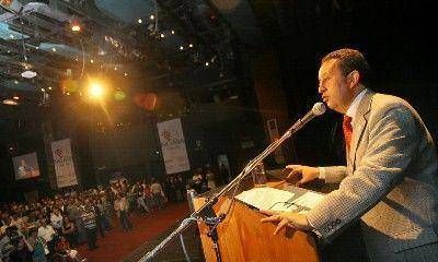 Jaque resalt� la solidaridad mendocina tras el terremoto de Chile