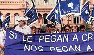 El kirchnerismo llama a bancar al Gobierno