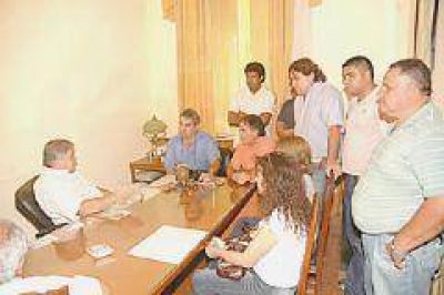 Gremios piden audiencia a diputados para la creaci�n de la mesa salarial