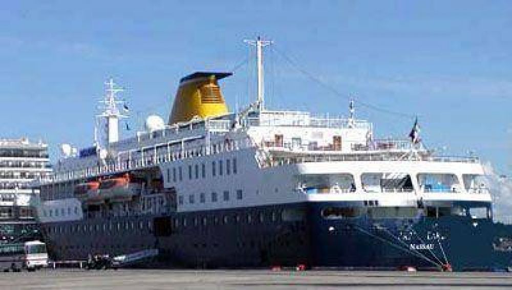 Con el ingreso del "Minerva", vuelven los cruceros al Puerto