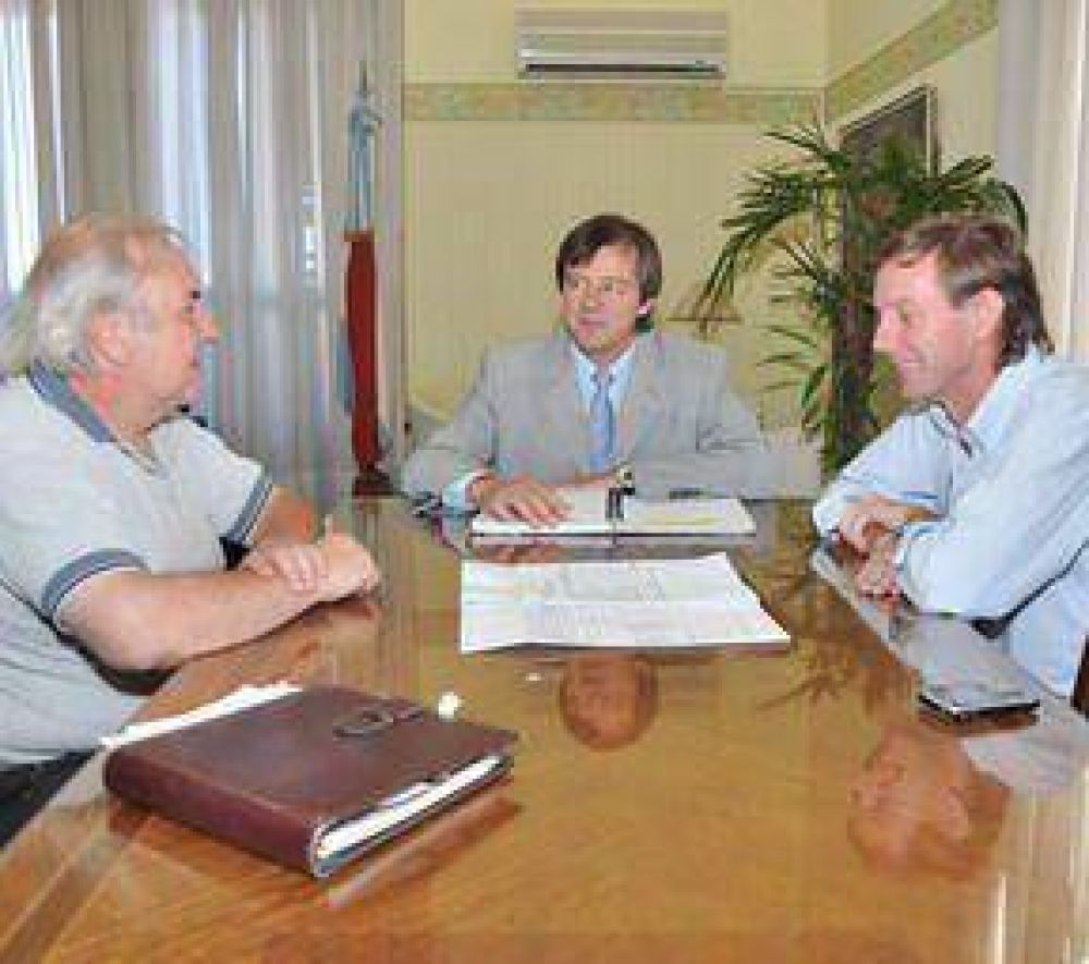 Con fondos de la soja se financiar� una escuela y obras pluviales en Gualeguaych� 