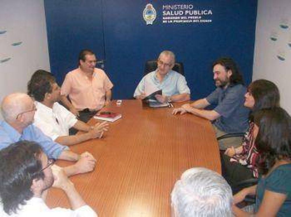 Salud firm� un convenio con Naci�n para poner en marcha Laboratorios Chaque�os SA 