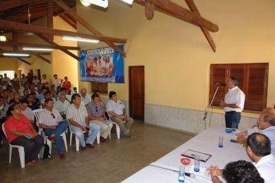  Se definen prioridades para el desarrollo de dos localidades 