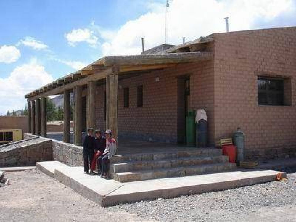 Con moras, avanza la licitaci�n de las dos hoster�as de la Puna 