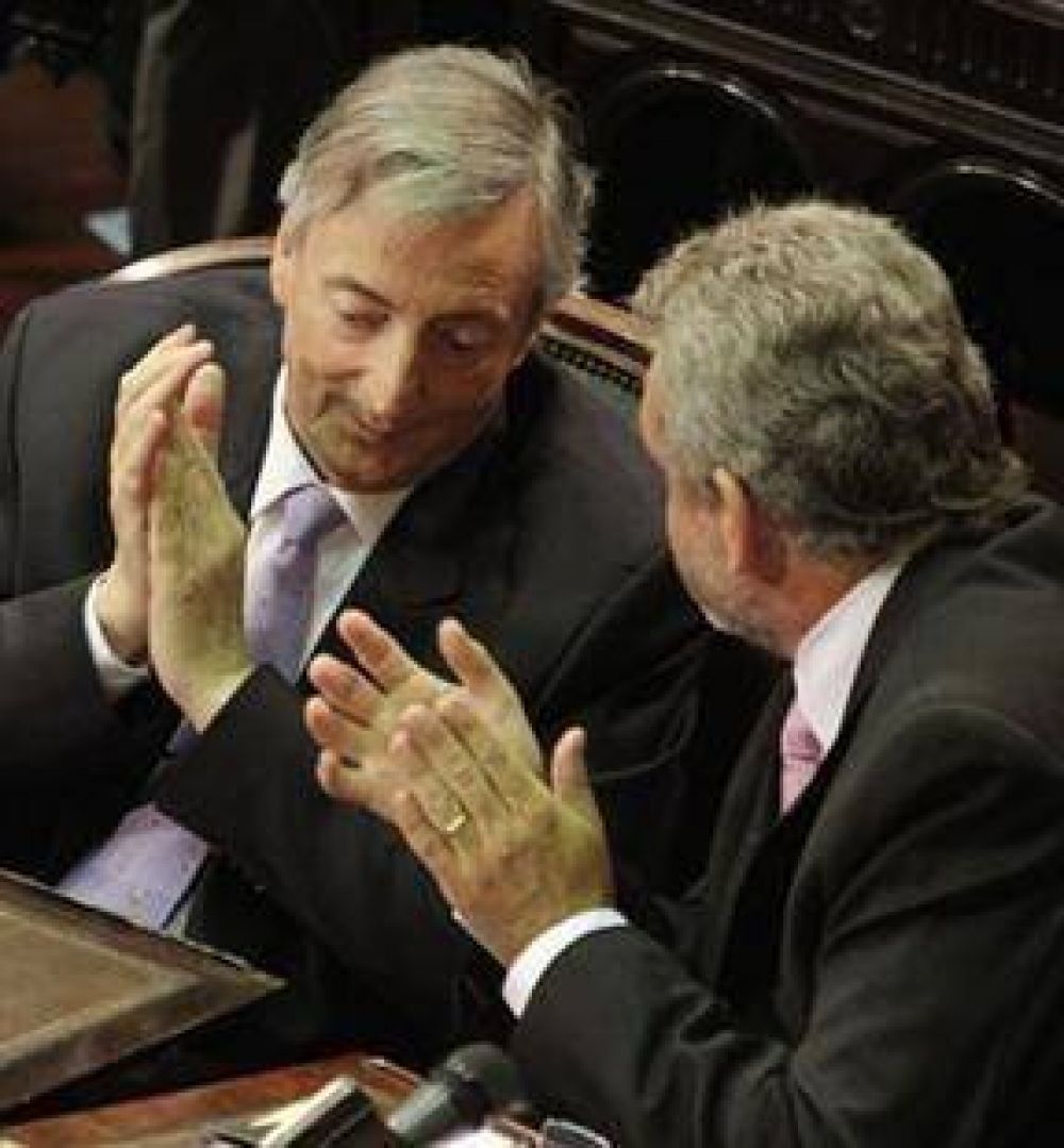 Desde el kirchnerismo est�n dispuestos a negociar, pero advierten que no aceptar�n la "rendici�n incondicional"
