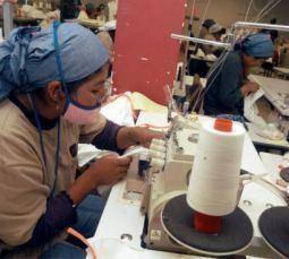 Promoci�n industrial. Los gremios textiles, cada vez mas preocupados