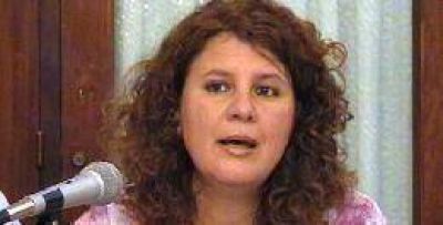 Proponen a Sandra Gim�nez como la candidata a gobernador para el 2011 por la renovaci�n