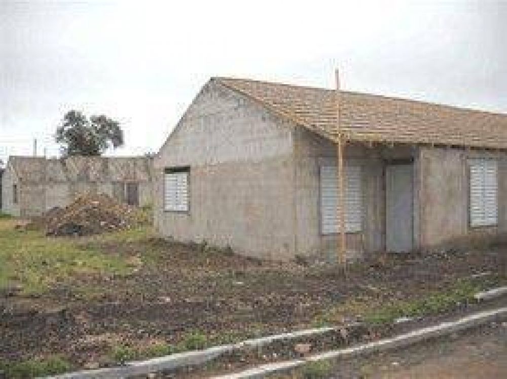 Rescinden el contrato con Maroa y al barrio lo finaliza el Municipio