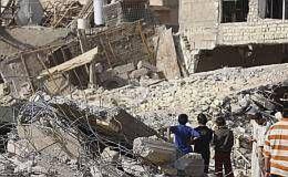 Masiva concurrencia a elecciones en Irak en medio de una ola de atentados
