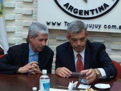 Tabacaleros juje�os impulsan con firmeza la definici�n del precio del tabaco
