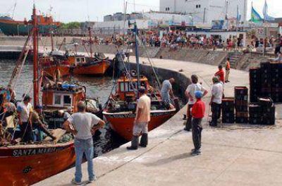Sin soluciones, los puertos de la Provincia siguen a la deriva