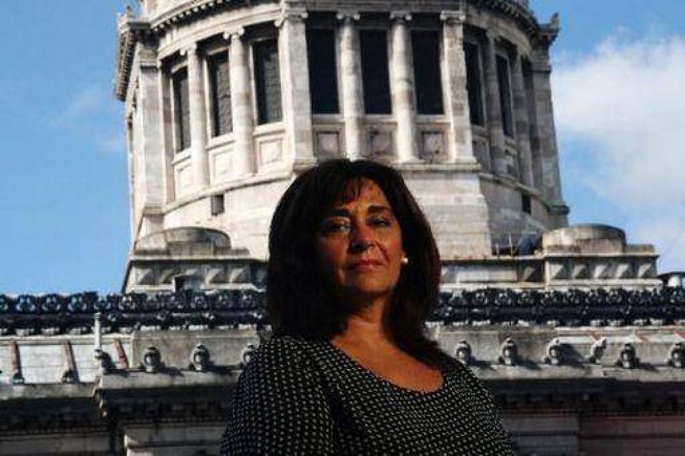 Visita de la diputada nacional Fernanda Gil Lozano