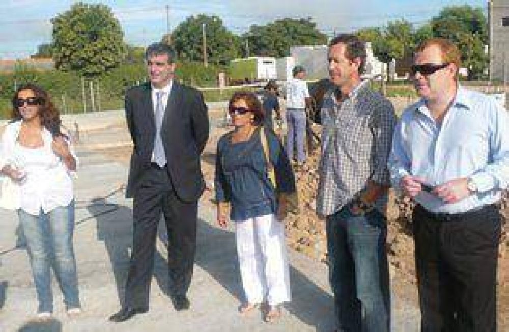 Concejales y consejeros PJ en la T�cnica.