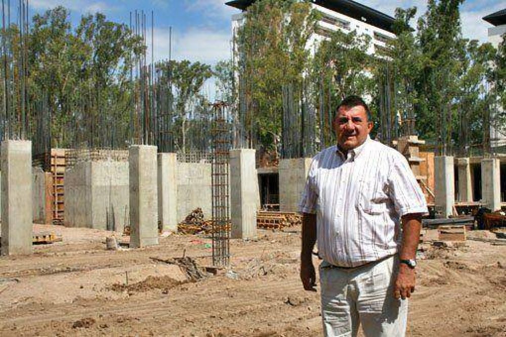 Dinosaurio invierte u$s 25 millones en una megatorre premium