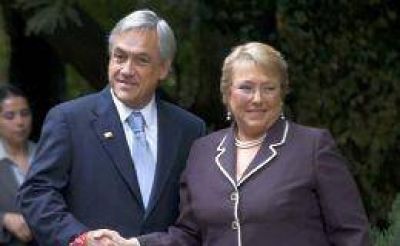 Pi�era le pidi� a Bachelet que le preste equipo de gobierno ante la crisis