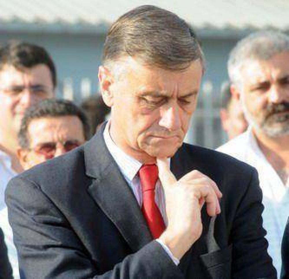 Qued� en manos de la Legislatura