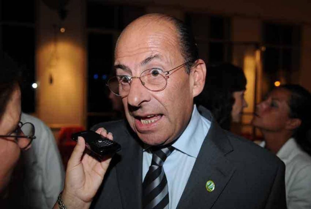 ��El gobernador plantea una provincia que no es la real��