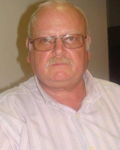 Un habitante de Ibarra acusa que "el Consejo Escolar no hace nada" y que "Salduondo se me esconde"
