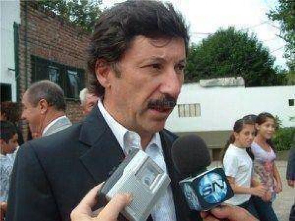 Boulogne Gustavo Posse inaugur� el ciclo lectivo secundario