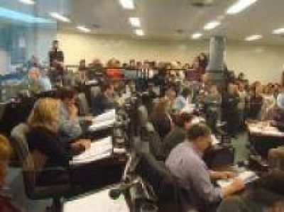 Hubo falta de qu�rum por segunda vez No pudo tratarse el pedido de informes por el Parque Industrial