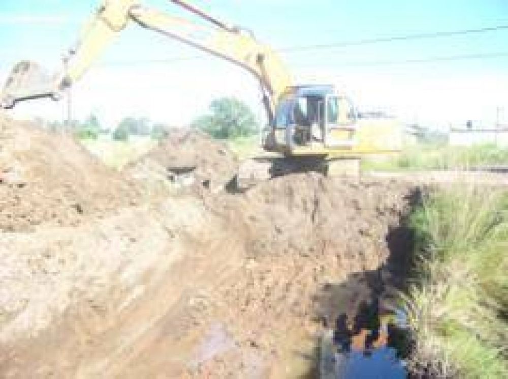 Pehuaj� Comenz� la obra del pluvial de Rawson