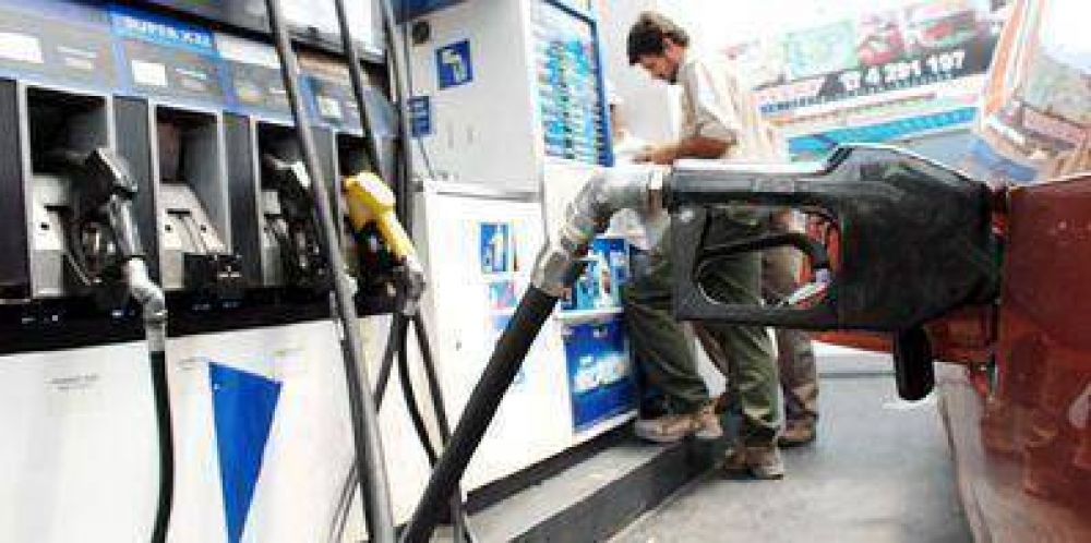 Incertidumbre por la falta de nafta en las estaciones de servicio