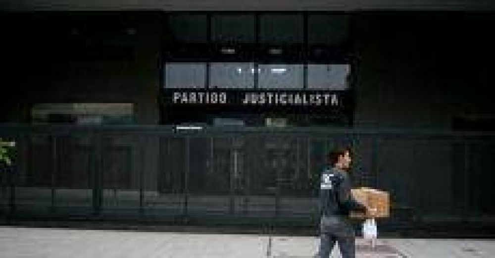 EL PE admiti� que se realizan descuentos de haberes para el PJ 