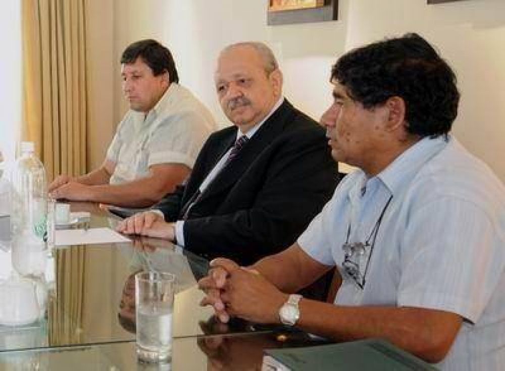 Brizuela del Moral se reuni� con el intendente Perea por el conflicto 