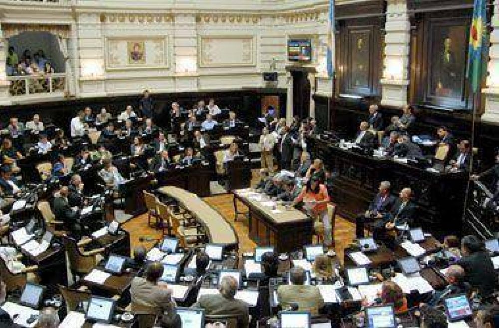 A los diputados les cuesta volver de las vacaciones
