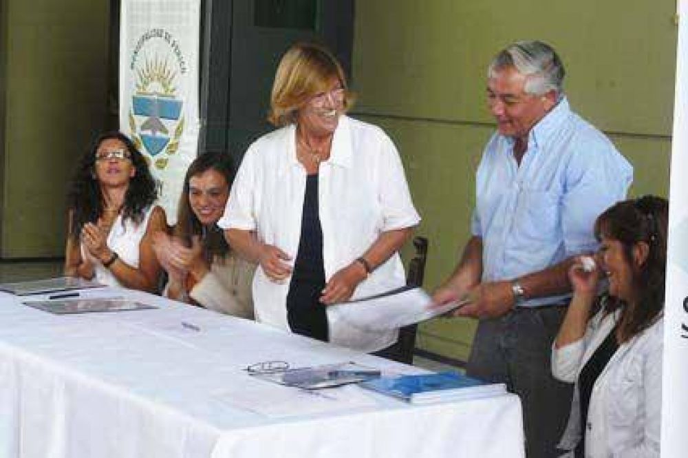 En Perico Presentan programa "Somos Capaces" 