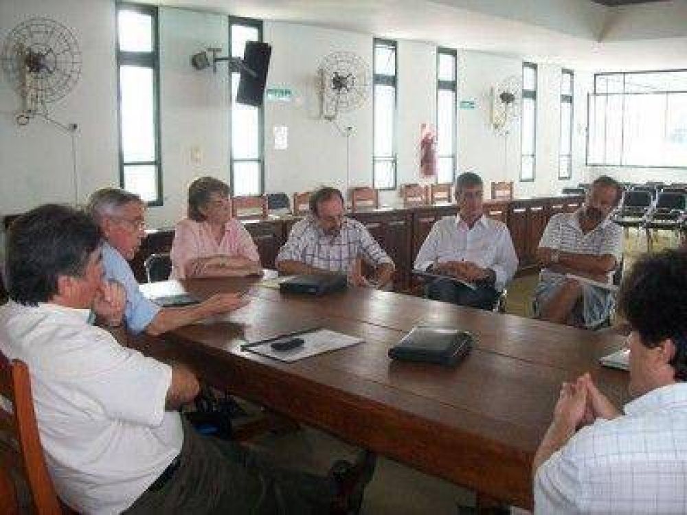 Lanzan el plan estrat�gico de control del Acu�fero Puelche y Cuenca del R�o Paran�