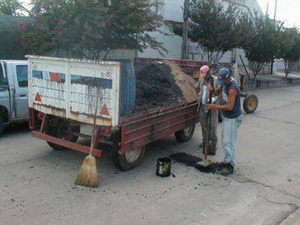 Servicios Urbanos inici� trabajos de bacheo en el centro de la ciudad