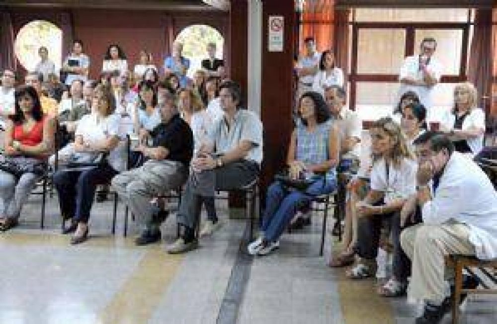 En hospitales y centros de salud van a hacer paro