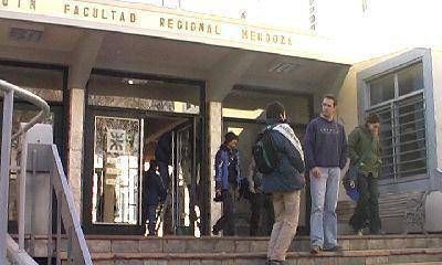 Docentes universitarios parar�n el 17 y el 18