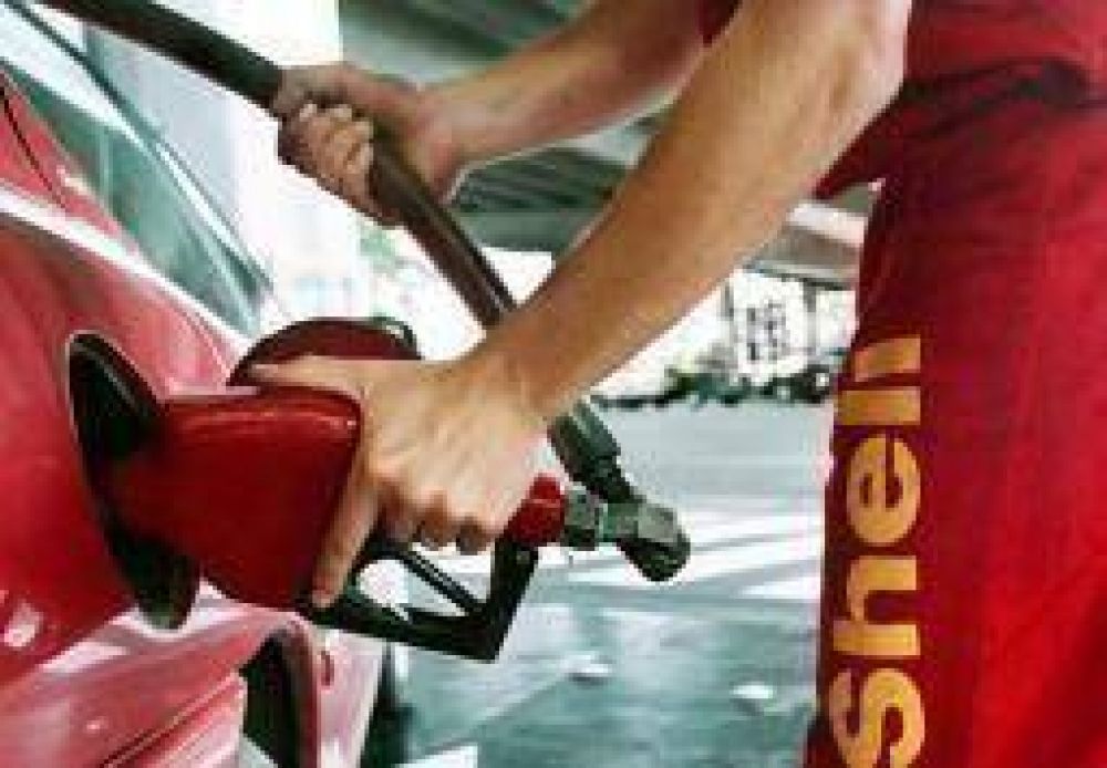 El combustible subi� entre siete y diez centavos por litro