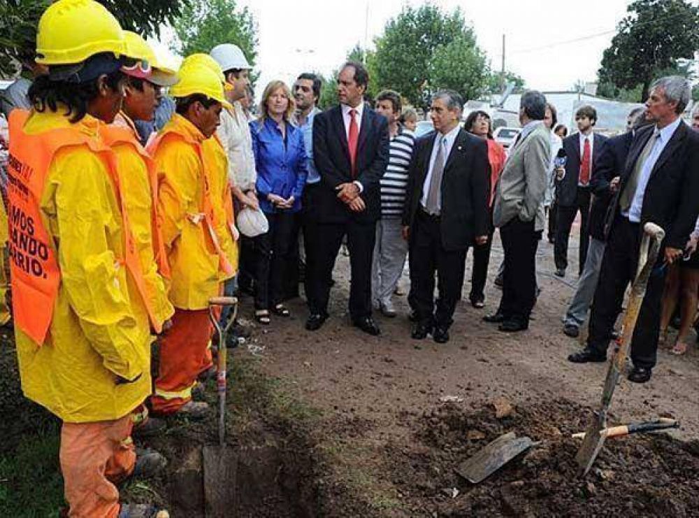 Obras, mejoras en los servicios y asistencia para San Vicente