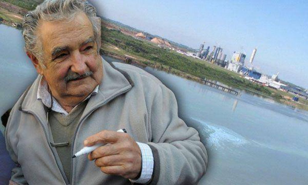 Asamble�stas aceptaron reunirse con el presidente uruguayo
