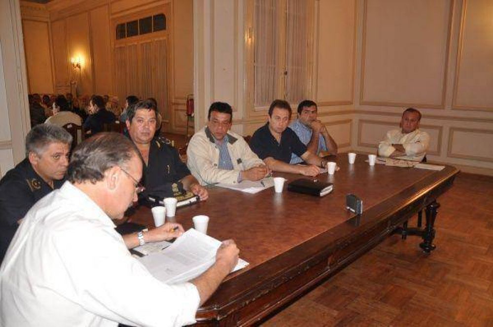 Renovar�n equipos de comunicaci�n de los patrulleros