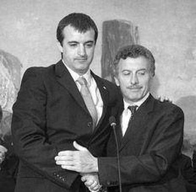 Bullrich s�lo lee la historia oficial