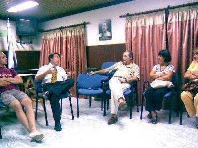 "Chascom�s de Pie" pedir� a las autoridades que no concurran a la fiesta de Lezama