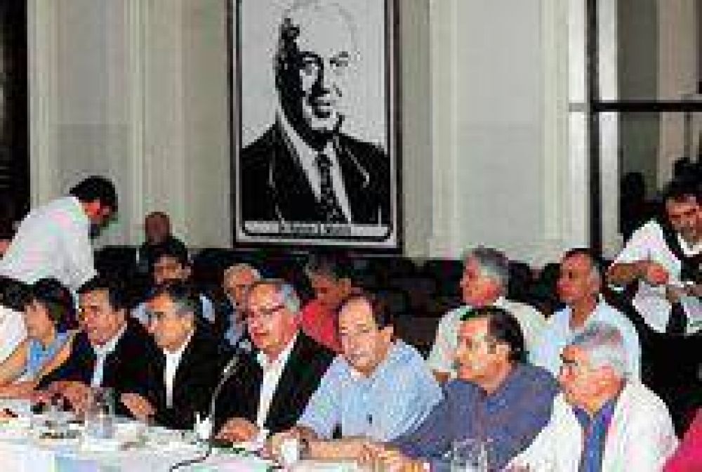 Dardos para Carri� y los K