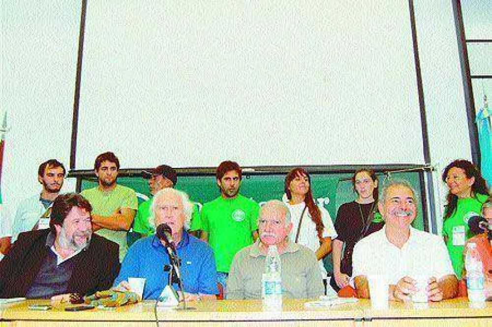 "La administraci�n de Scioli en la Provincia es muy lamentable"