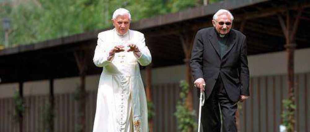 Revelan c�mo fueron los golpes y agresiones del hermano del Papa