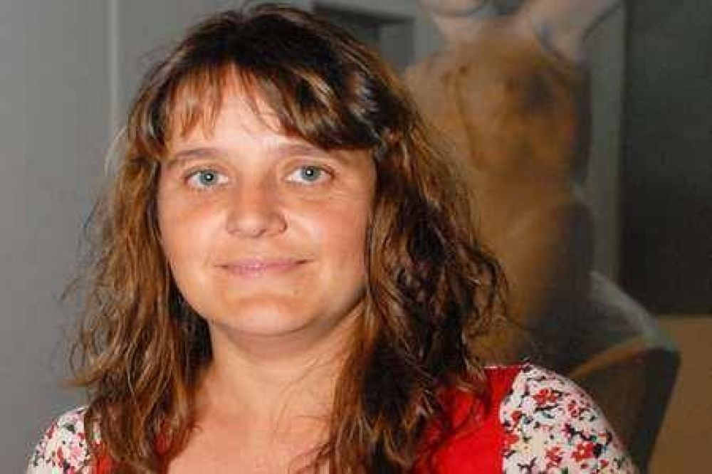Romina Massari es la nueva Directora de Cultura municipal  Formaba parte del equipo de Raquel Tarullo, a quien reemplaza en el puesto. 
