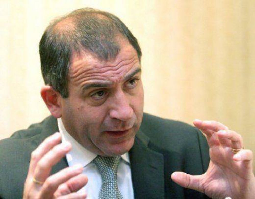 M�s detalles sobre la denuncia a Luis Juez por cuentas en para�sos fiscales por U$S 5 millones