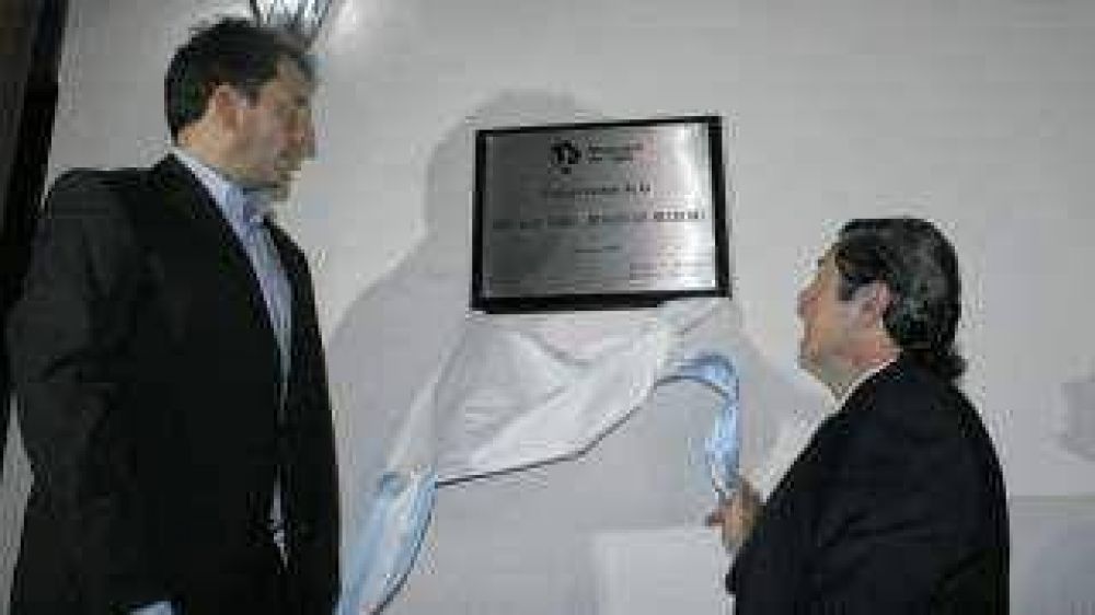 Massa inaugur� una nueva fiscal�a
