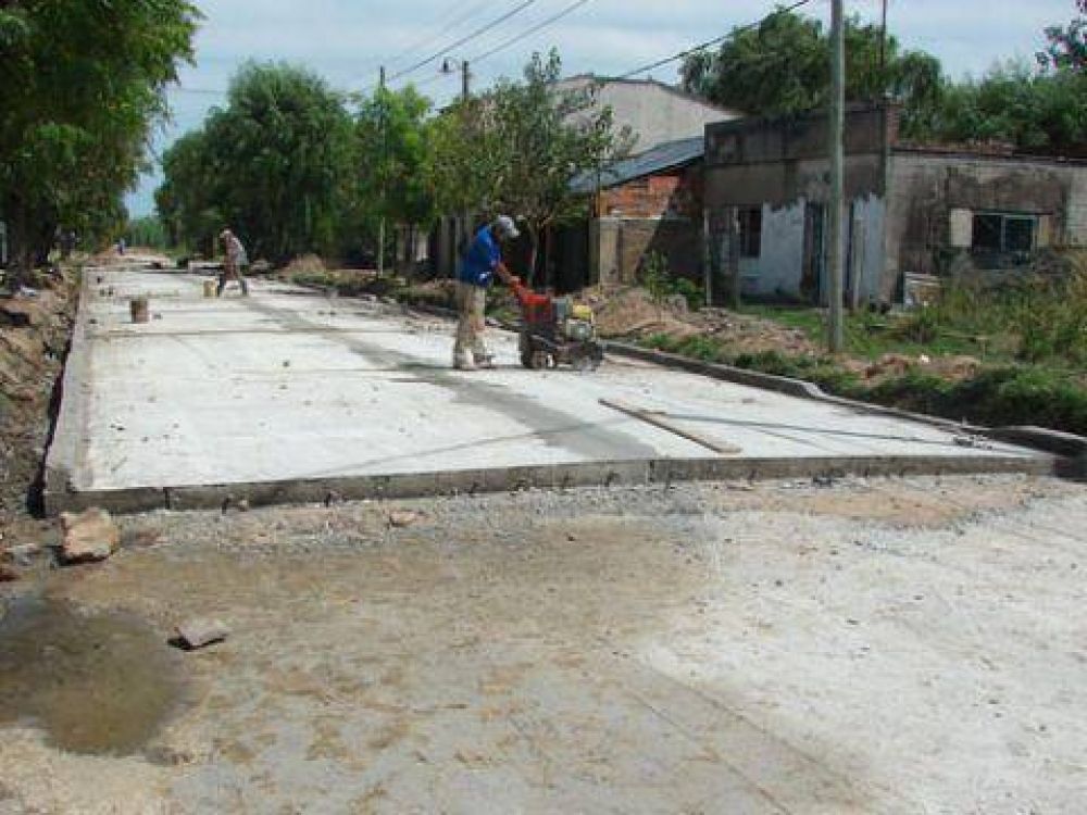 Nuevos asfaltos en Villa Zula