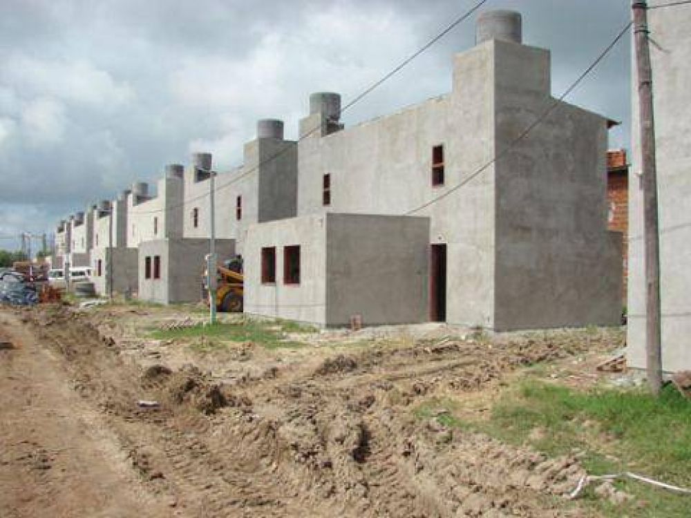 Se retoman las tareas en el Barrio Udocba