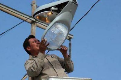 Piden recalcular costos si el municipio se hace cargo del alumbrado p�blico 